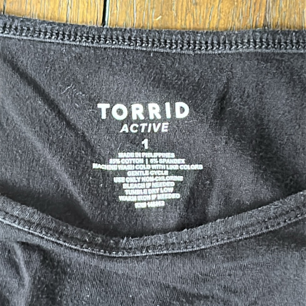 TORRID Black Crisscross Back Crop Active Jumpsuit - Size 1 - Picture 9 of 12